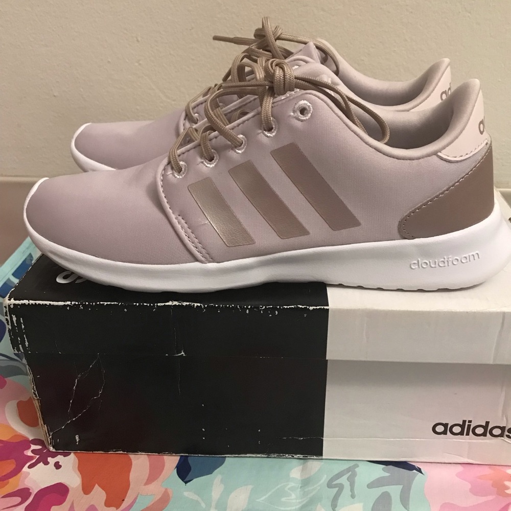 Adidas sneakers - Picture 1 of 5
